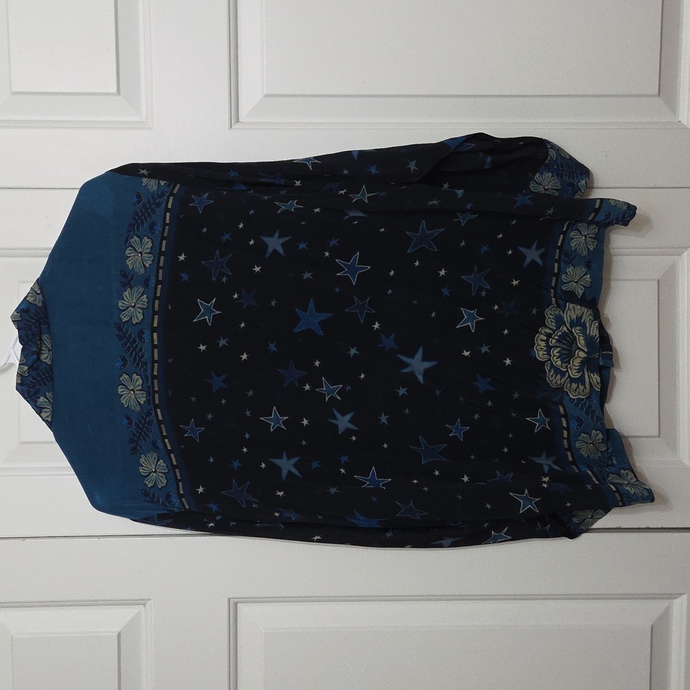 ❌❌❌ SOLD ❌❌❌FARM Rio By Anthropologie Button Up Blouse/ Medium - Picture 4 of 8